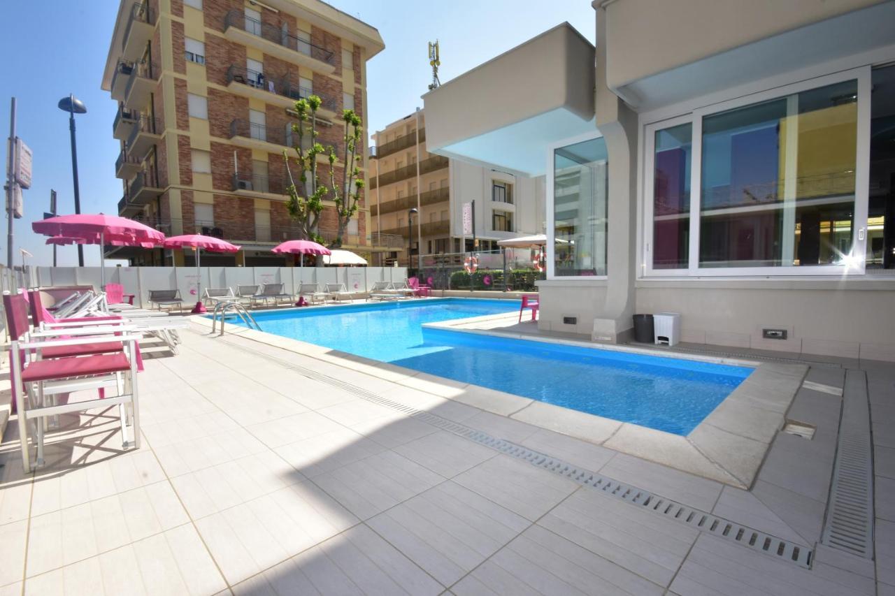 Mont Blanc Hotel 3*